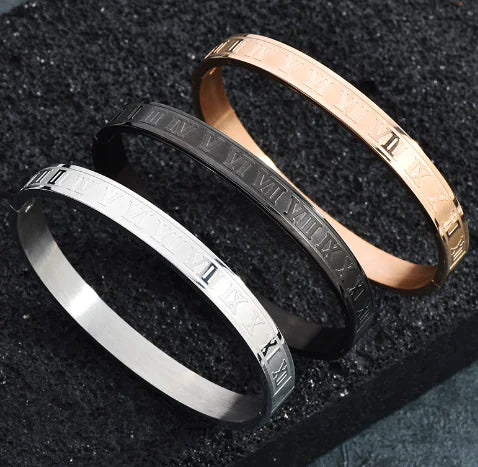Circle Chic Titanium Bracelet